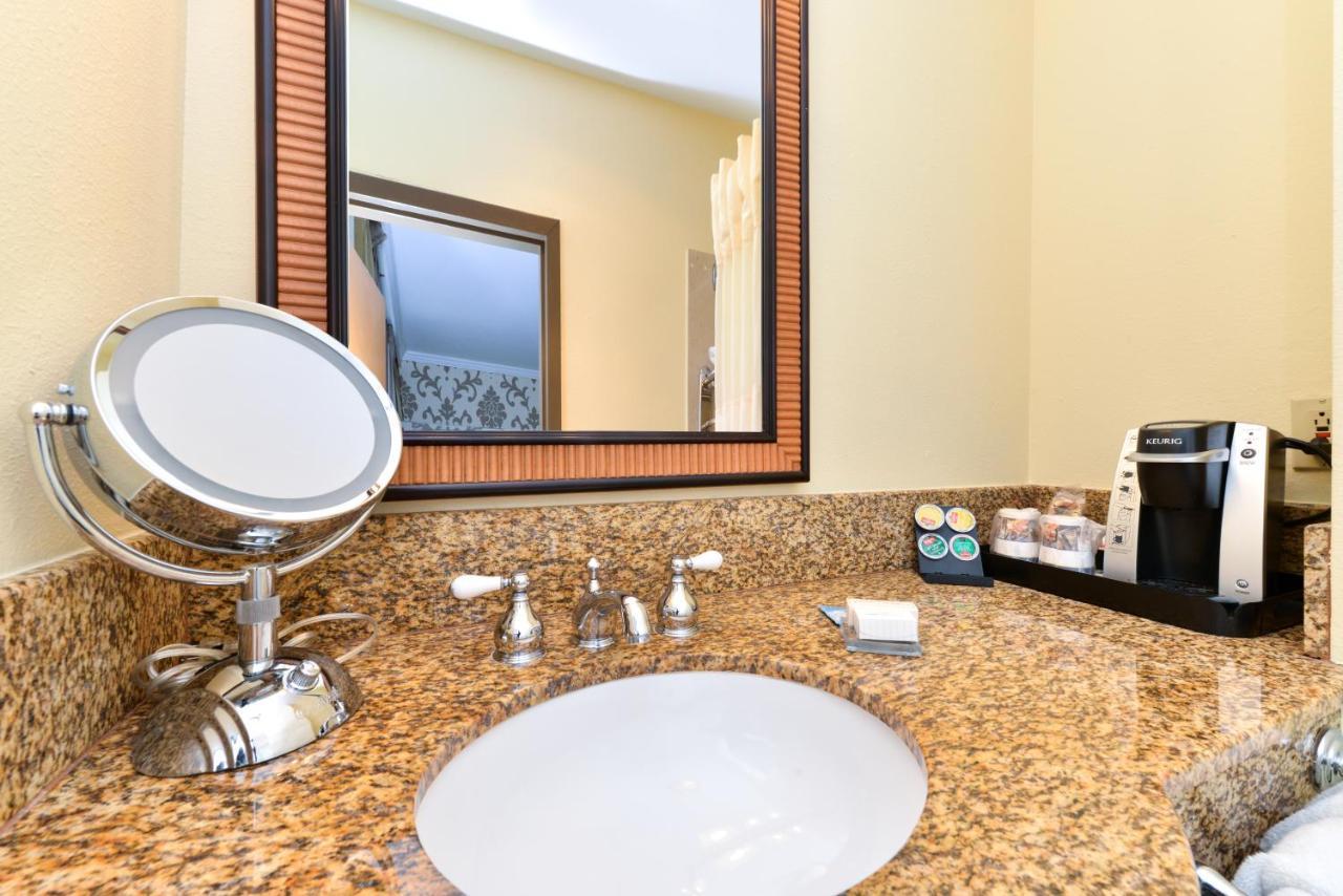 St Charles Inn, Superior Hotel Νέα Ορλεάνη Εξωτερικό φωτογραφία